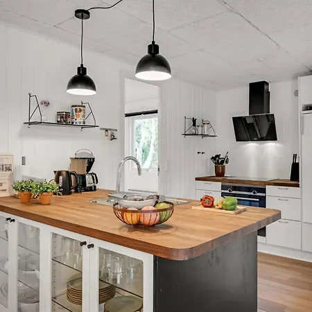 Feriehus Eli - 1-5km To The Fjord By Interhome Blåvand