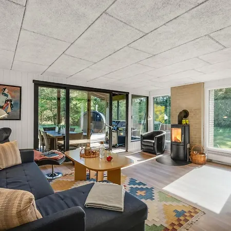 Eli - 1-5km To The Fjord By Interhome *