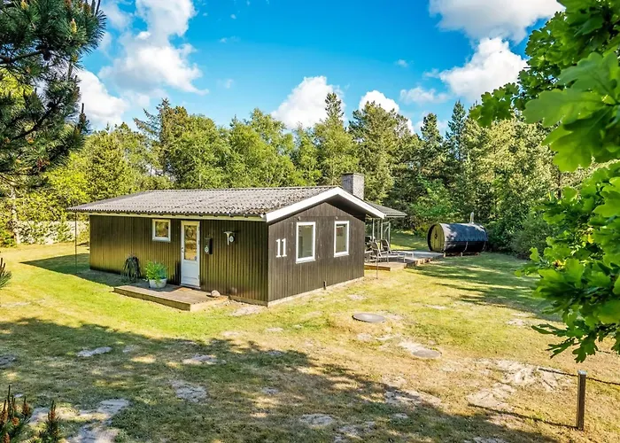 Eli - 1-5km To The Fjord By Interhome